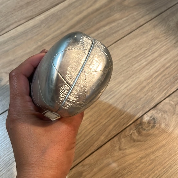 CHANEL Silver Quilted leather leather sunglasses - Picture 4 of 8